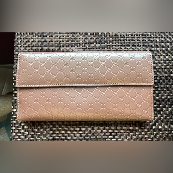 Gucci GG Metallic Long Wallet - Picture 5 of 13